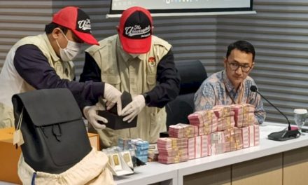 Pemilik PT Blueray Cargo Di Tahan KPK Dari OTT Bea Cukai