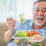 Mengatur Pola Makan Untuk Lansia Agar Tetap Sehat Dan Bugar