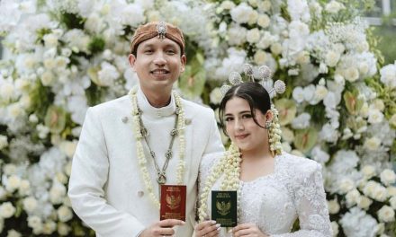 Deretan Artis Indonesia Yang Menikah Dengan Kebahagiannya