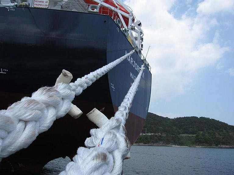 Tali Tambat Kapal