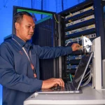 Jaringan Global Atau Internet Memiliki Banyak Sekali Informasi