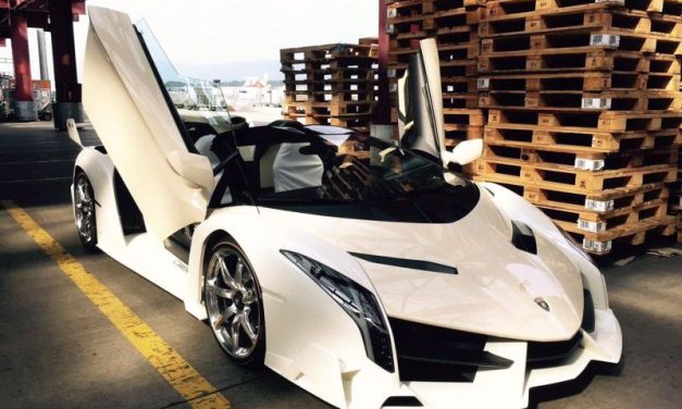 Di Balik Lamborghini Veneno, Supercar Langka Dengan Aura Balap